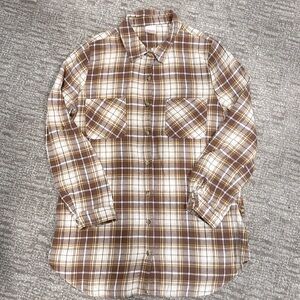 Girls plaid shirt, sleeves can be rolled and buttoned up, waist can be runched